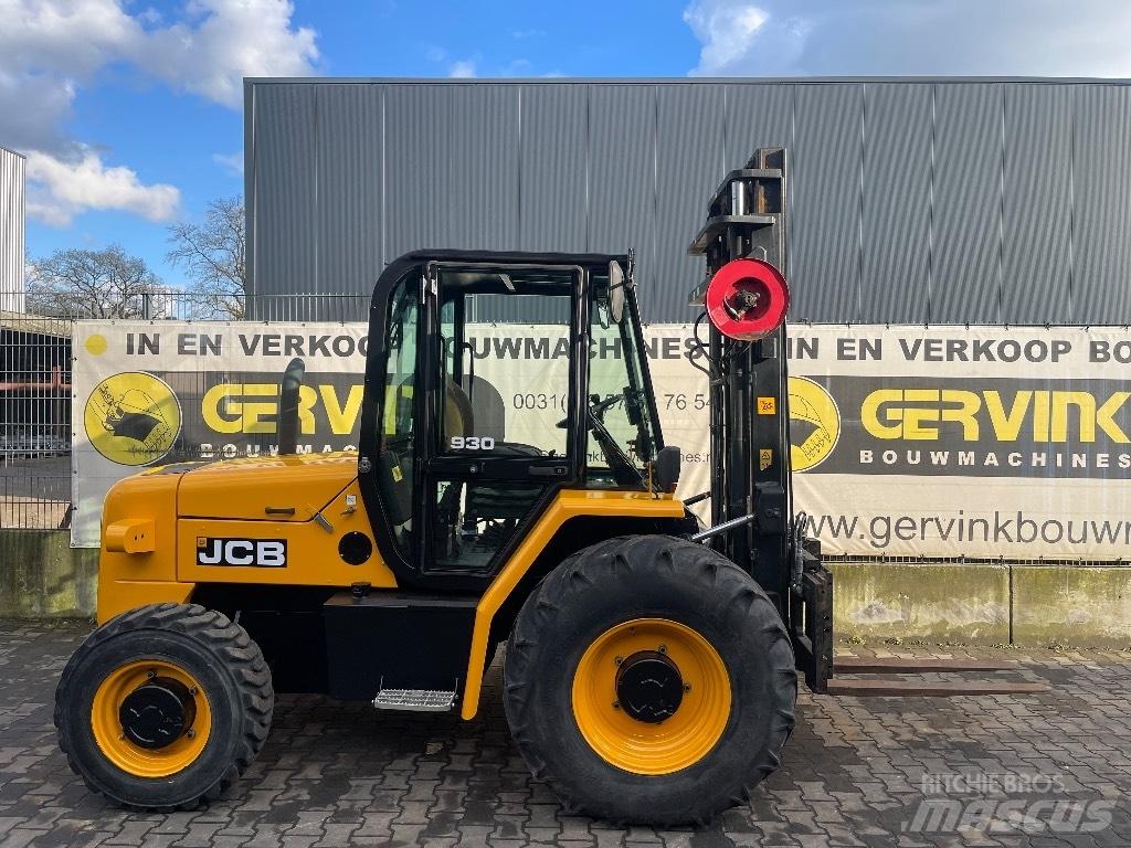 JCB 930 Vanterenski viljuškar