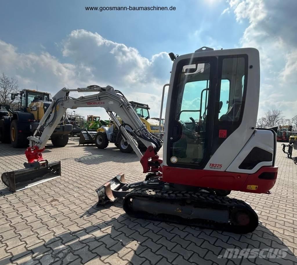 Takeuchi TB 225 Mini bageri < 7t
