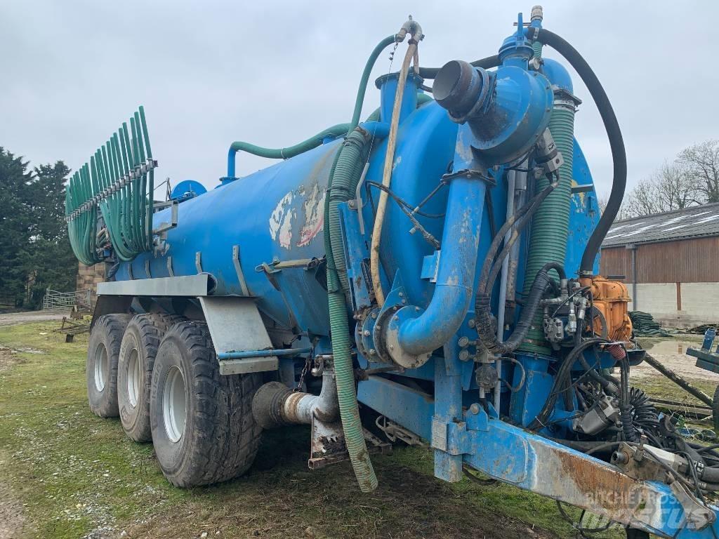 Domes OXY 22000 Cisterne za djubrivo