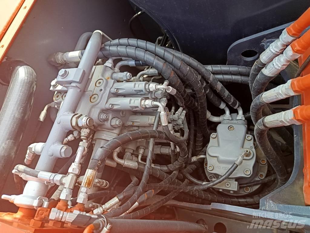 Hitachi ZX 70 Bageri guseničari