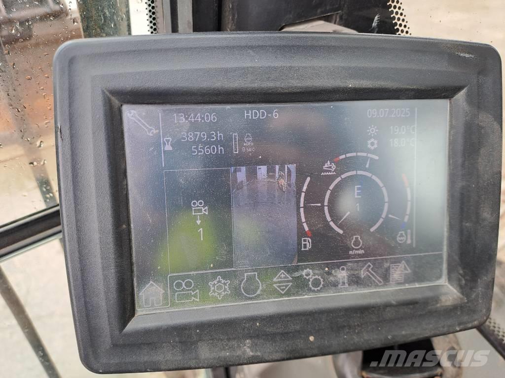 Liebherr R 946 Bageri guseničari