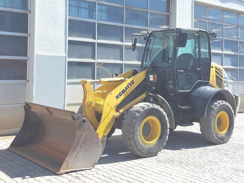 Komatsu WA 100 M-7 Skid steer mini utovarivači