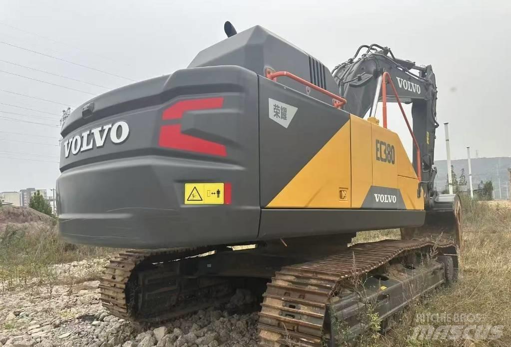 Volvo 380 Bageri guseničari