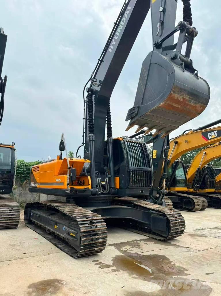 Hyundai R305LC-9T Midi bageri 7t – 12t