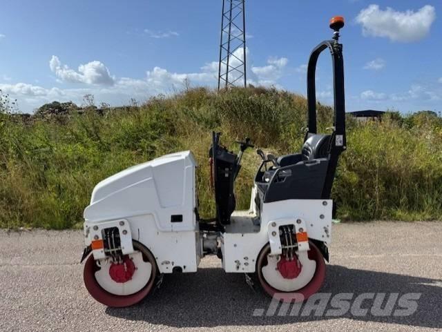 Bomag BW90 AD-5, Vält Valjci sa duplim bubnjem