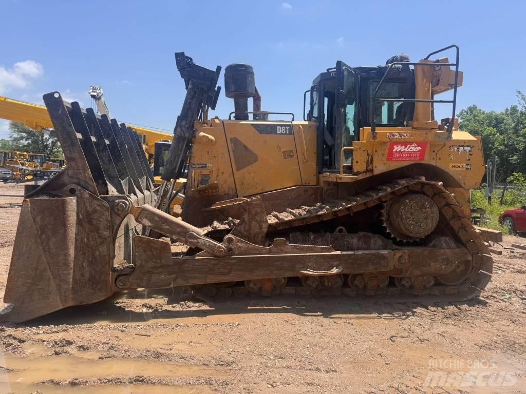 CAT D 8 T Buldožeri guseničari