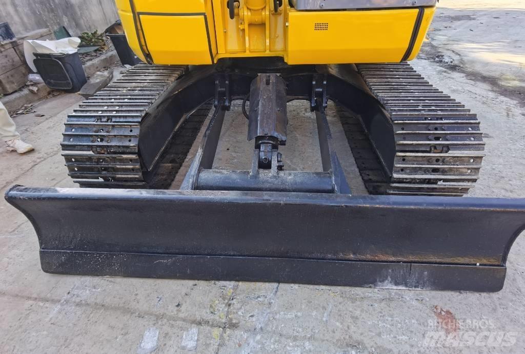 Komatsu PC 78 US Mini bageri < 7t