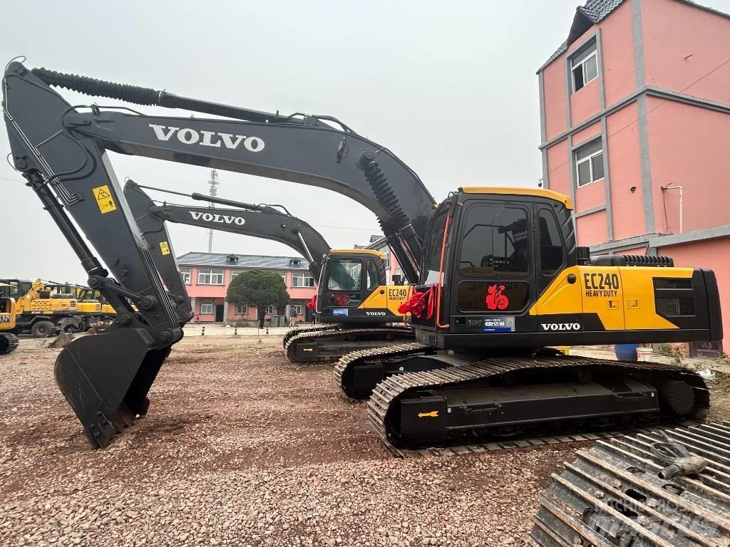 Volvo EC 240 Bageri guseničari