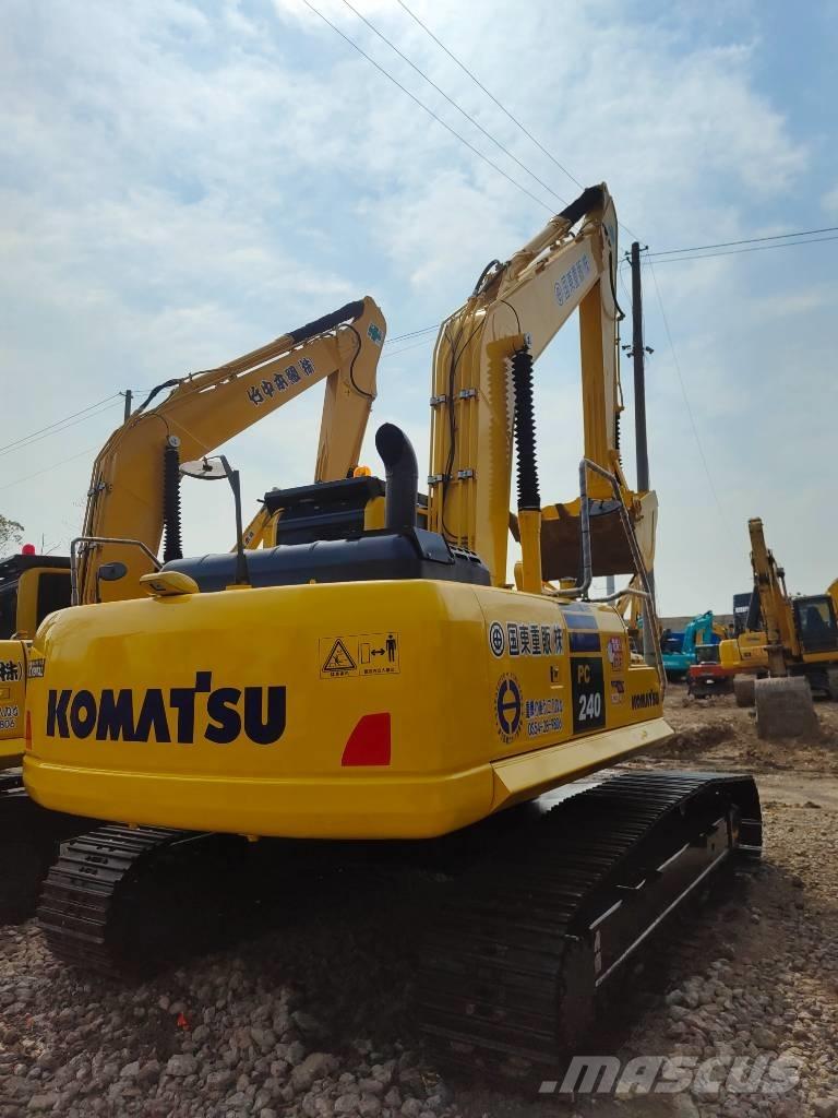 Komatsu PC 240 LC Bageri guseničari