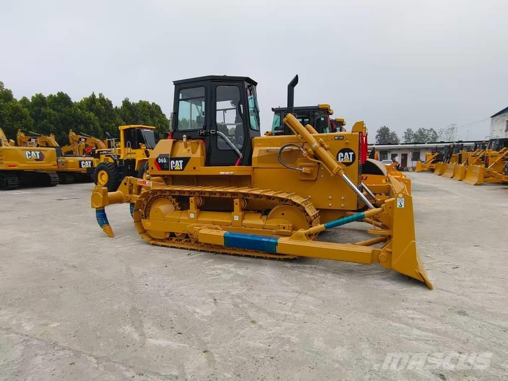 CAT D6G Buldožeri guseničari
