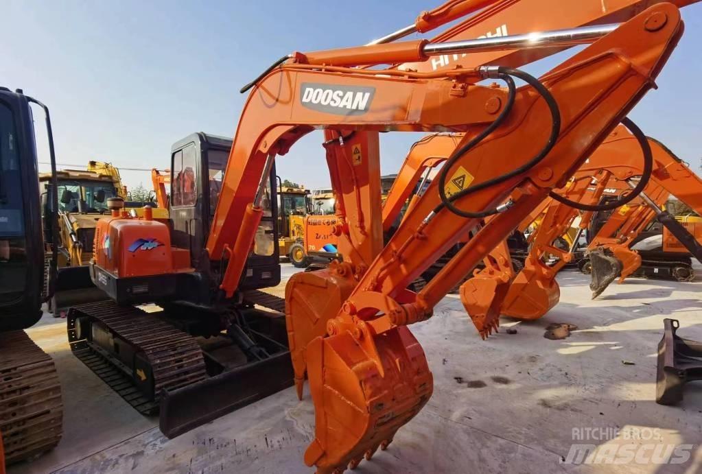 Doosan DH55 Bageri guseničari