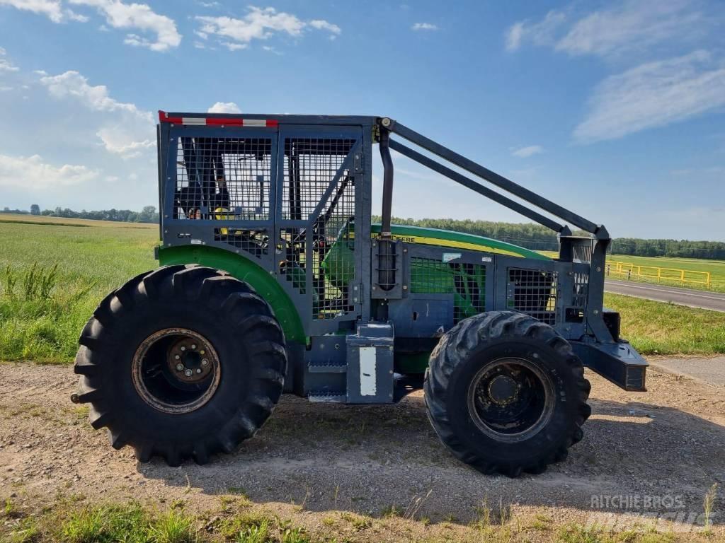 John Deere 5100 M Šumarski traktori