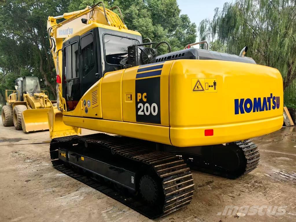 Komatsu PC 200-7 Bageri guseničari