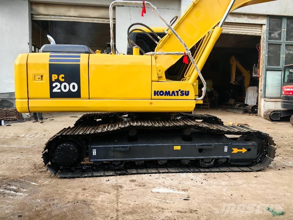 Komatsu PC 200-7 Bageri guseničari