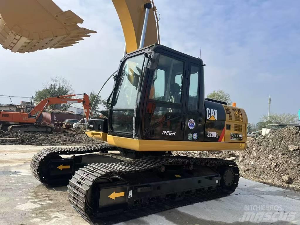 CAT 320 D Bageri guseničari