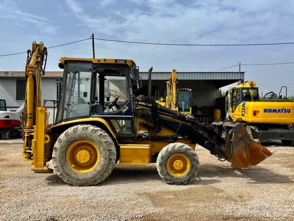 CAT 438 C Rovokopači