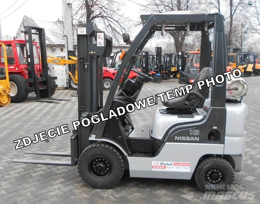 Nissan NP1F1A15D Plinski viljuškari