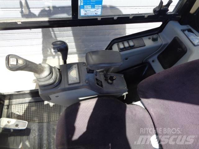 CAT 301.7 D Mini bageri < 7t