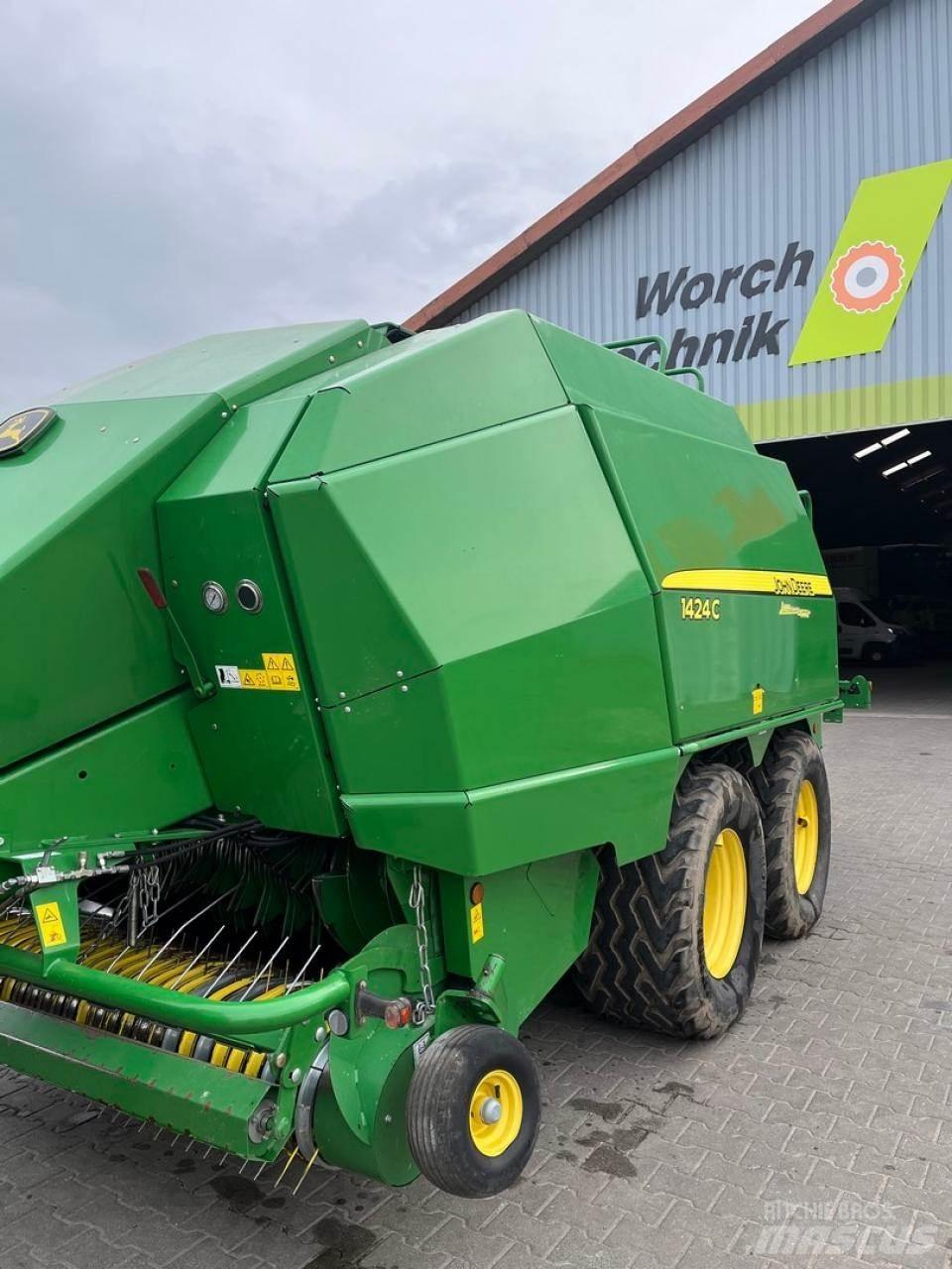 John Deere 1424 C Prese/balirke za četvrtaste bale