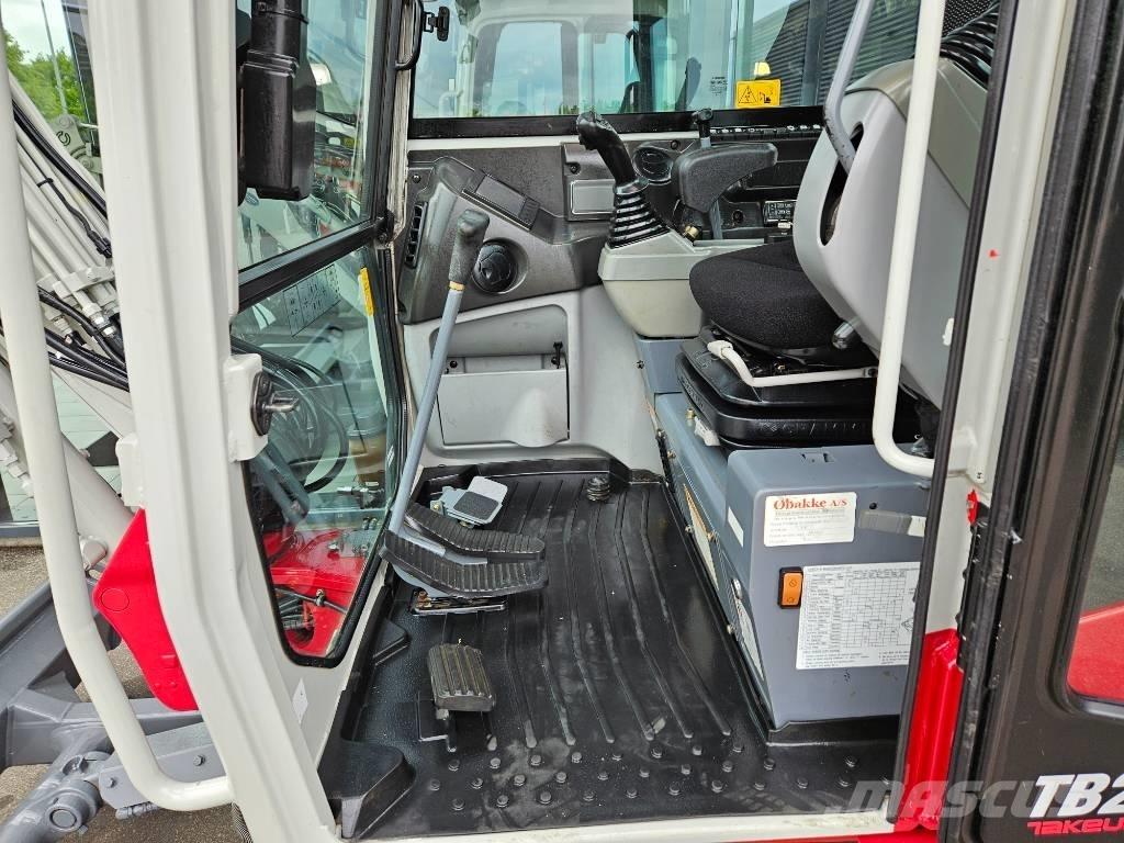 Takeuchi TB 230 Mini bageri < 7t