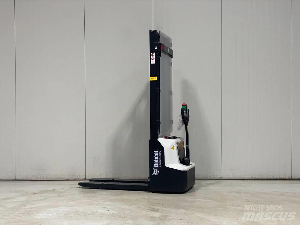 Bobcat LSM12N-7 Ručni električni viljuškar