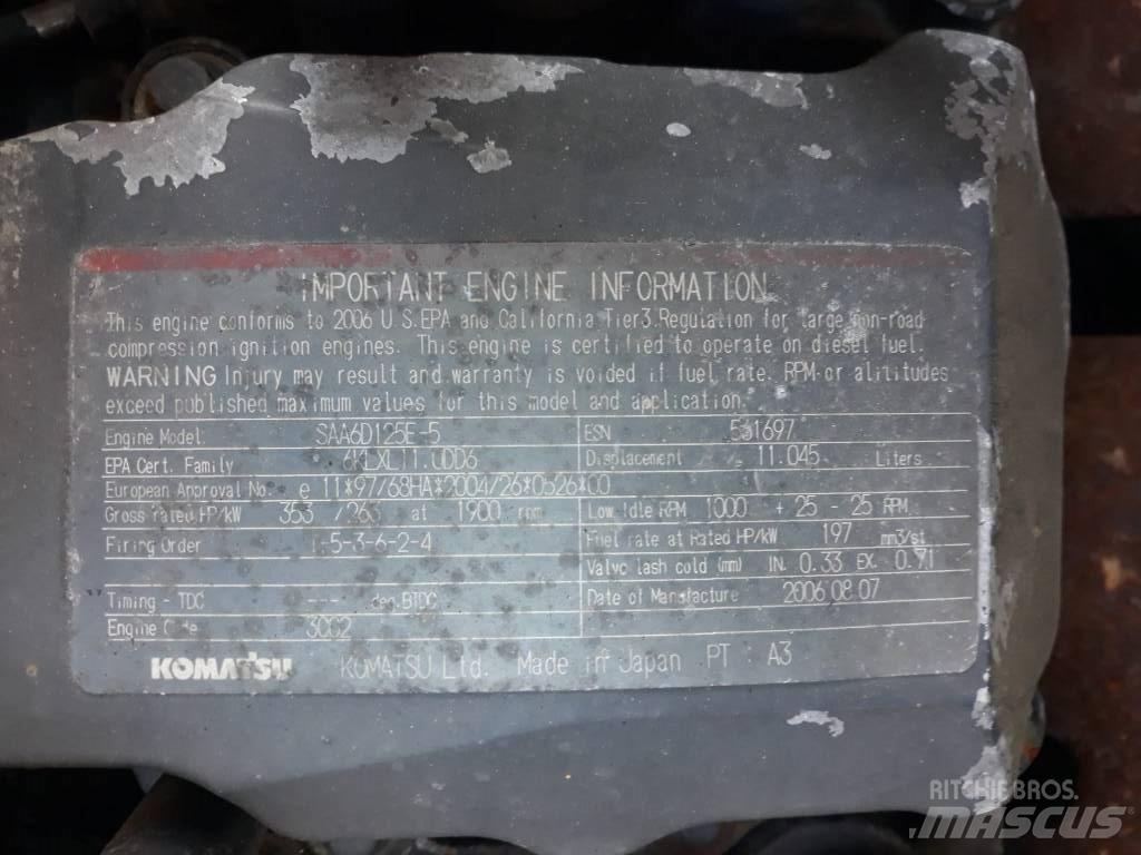 Komatsu PC450-7E0 Bageri guseničari