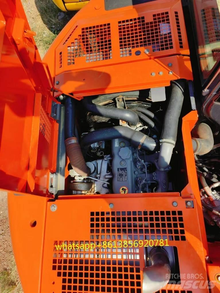Hitachi ZX 135 US Bageri guseničari