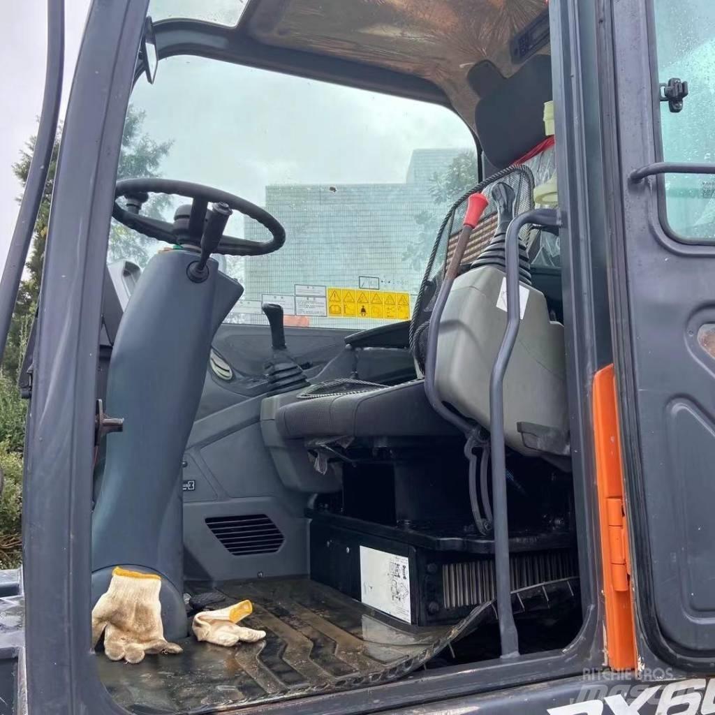 Doosan DX60W Bageri točkaši