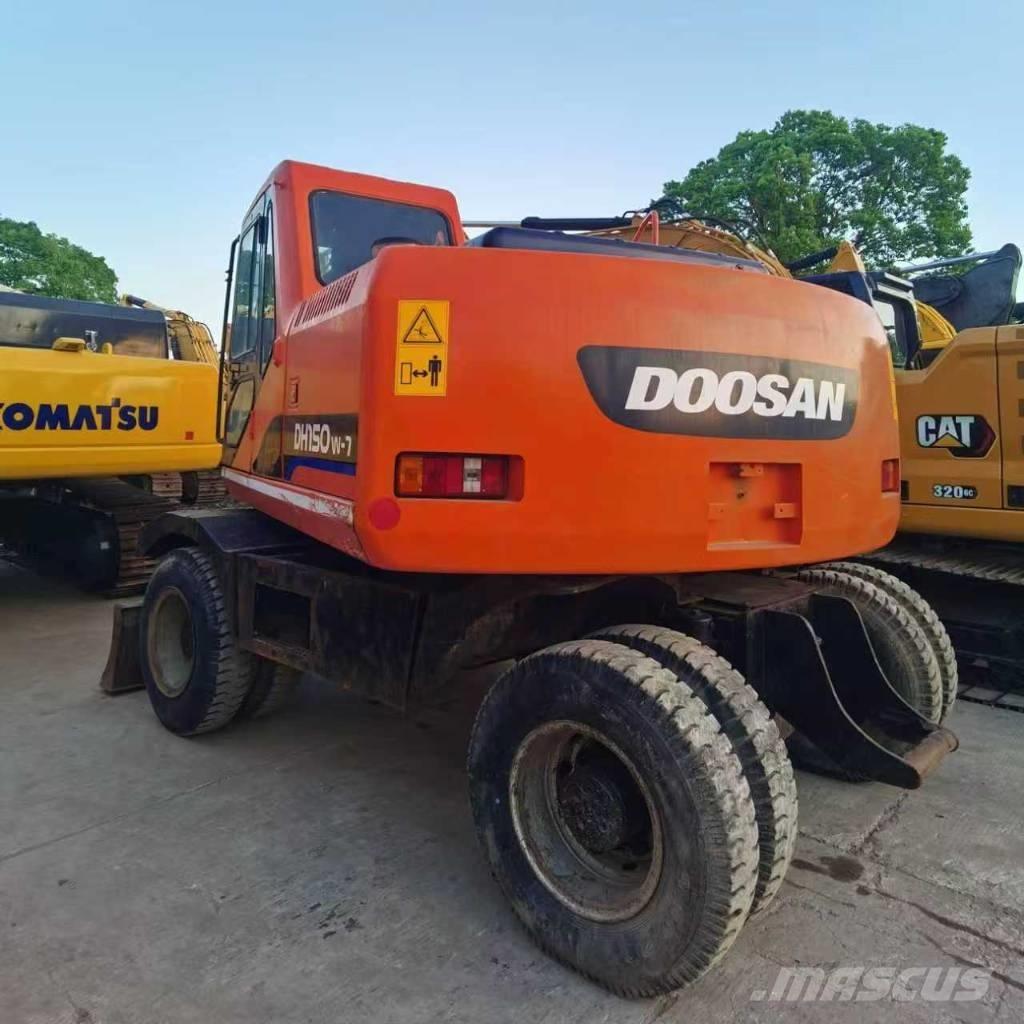 Doosan DH 150 W-7 Bageri točkaši