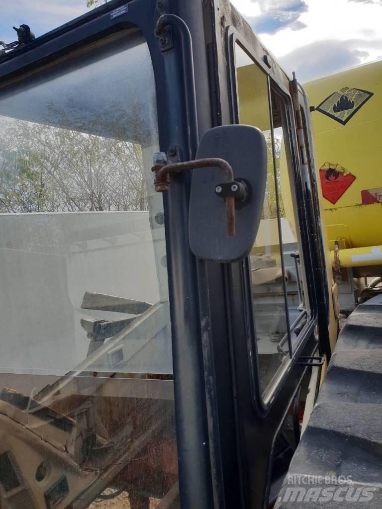 CAT 320B ali 320 Kabine i unutrašnjost