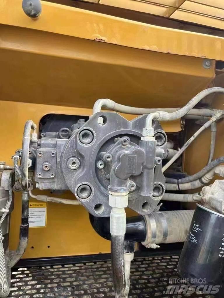 Sany SY 215 C-pro Bageri guseničari