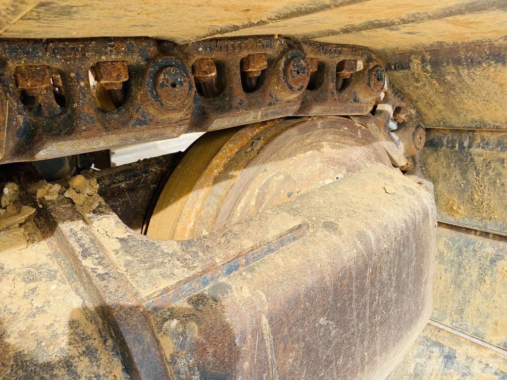CAT 330-07a Bageri guseničari
