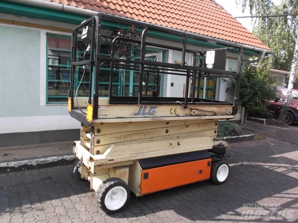 JLG 2646E      V-2288 Jarbolne penjajuće platforme