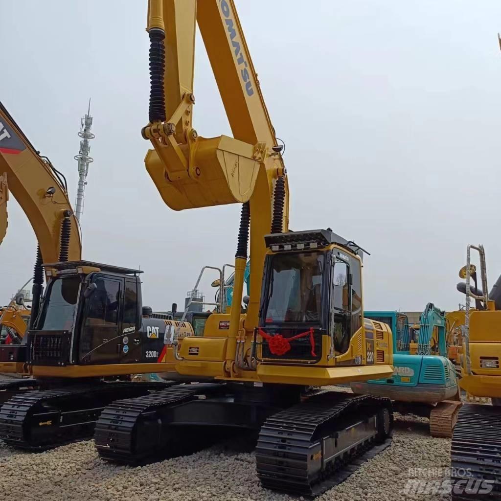 Komatsu PC 220 Bageri guseničari