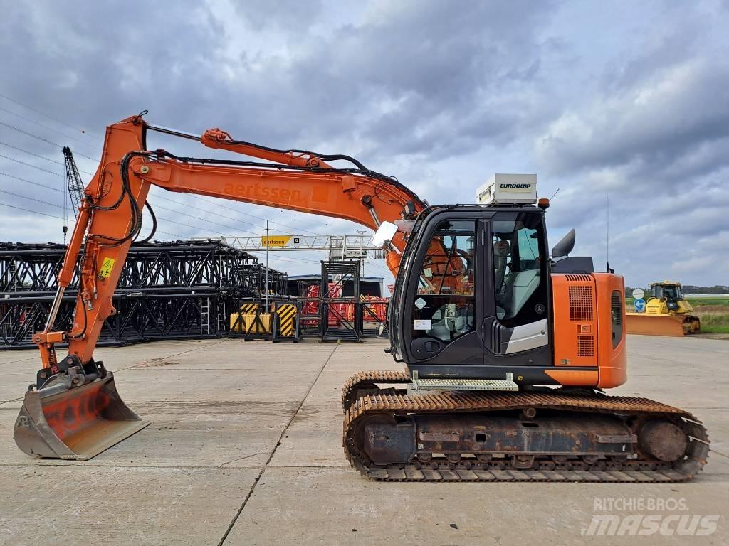 Hitachi ZX135US-6 Bageri guseničari