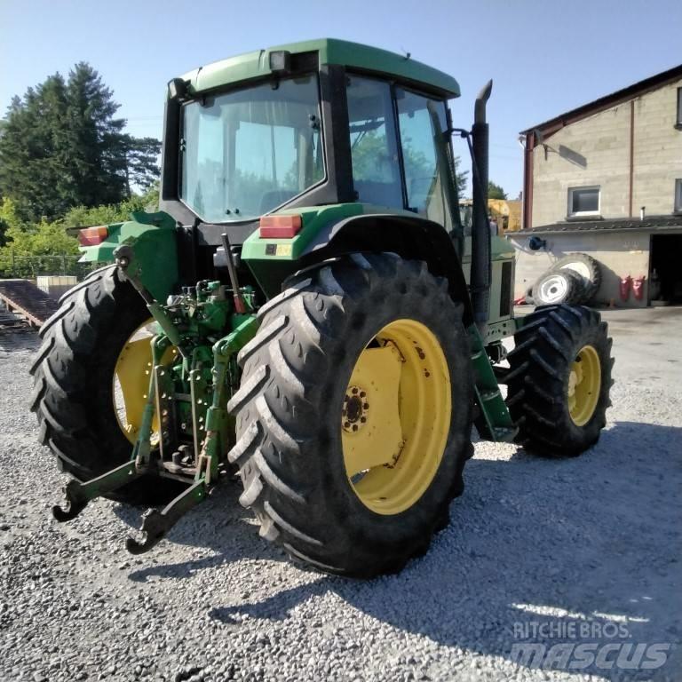 John Deere 6510 Traktori