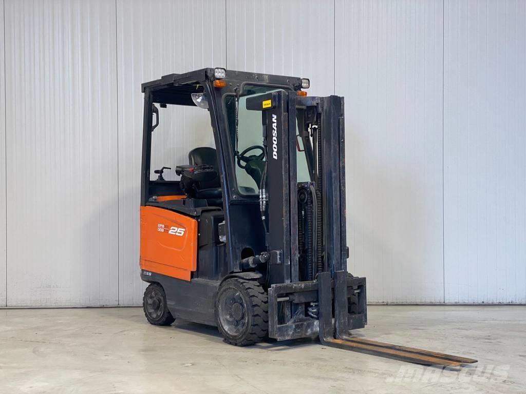 Doosan BC25S-7 Električni viljuškari