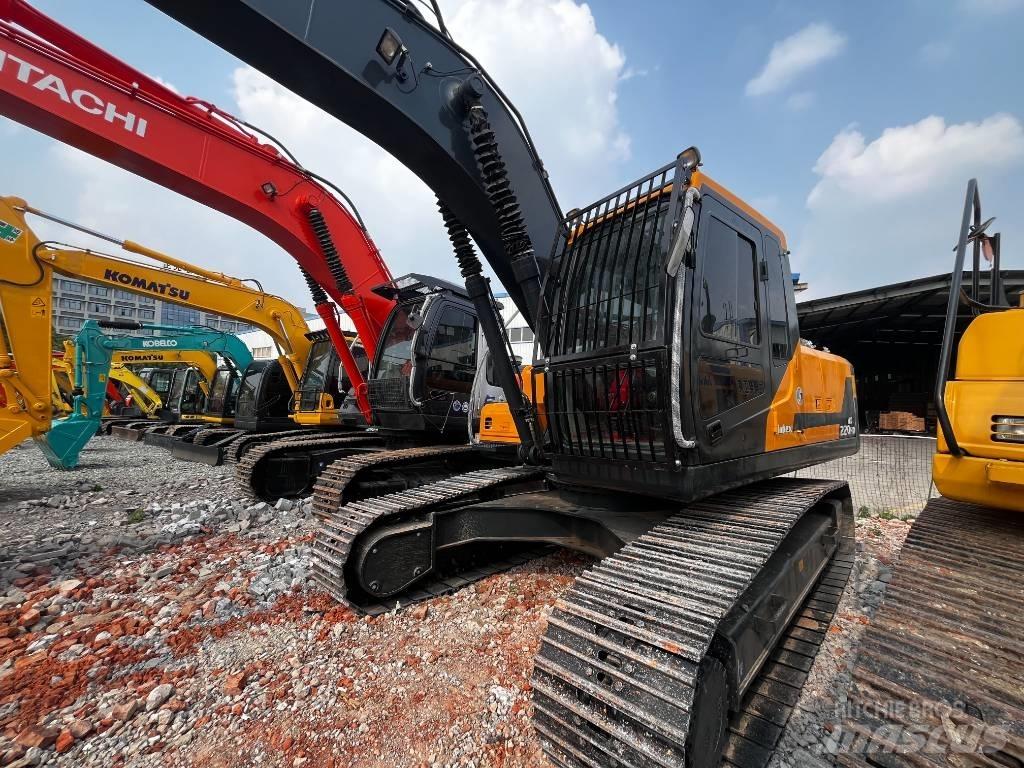 Hyundai HX 220 Bageri guseničari