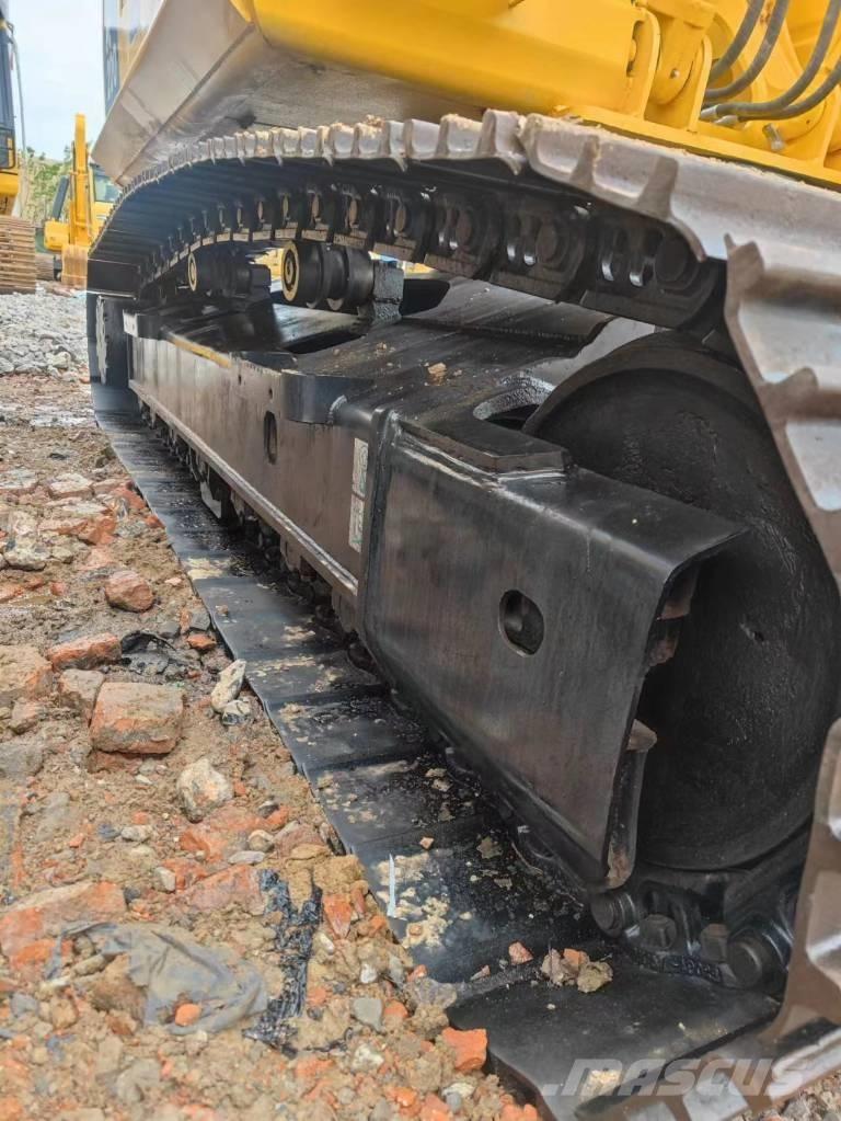 Komatsu PC 200-8 Bageri guseničari