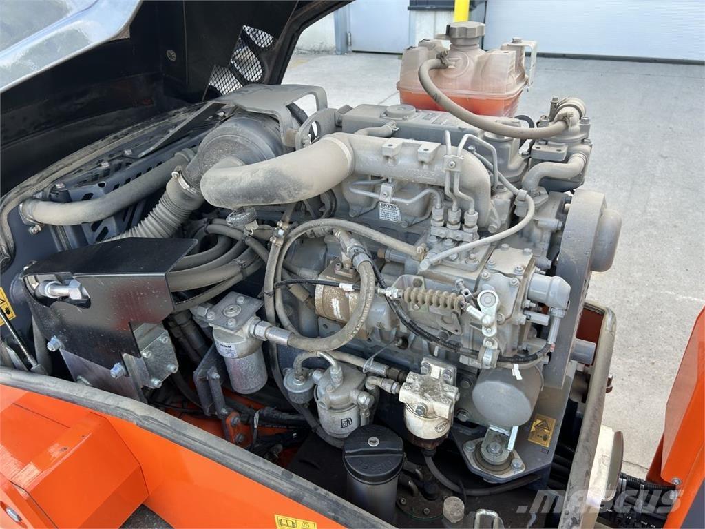 Hamm HD12VV (9036) Nabijači zemlje