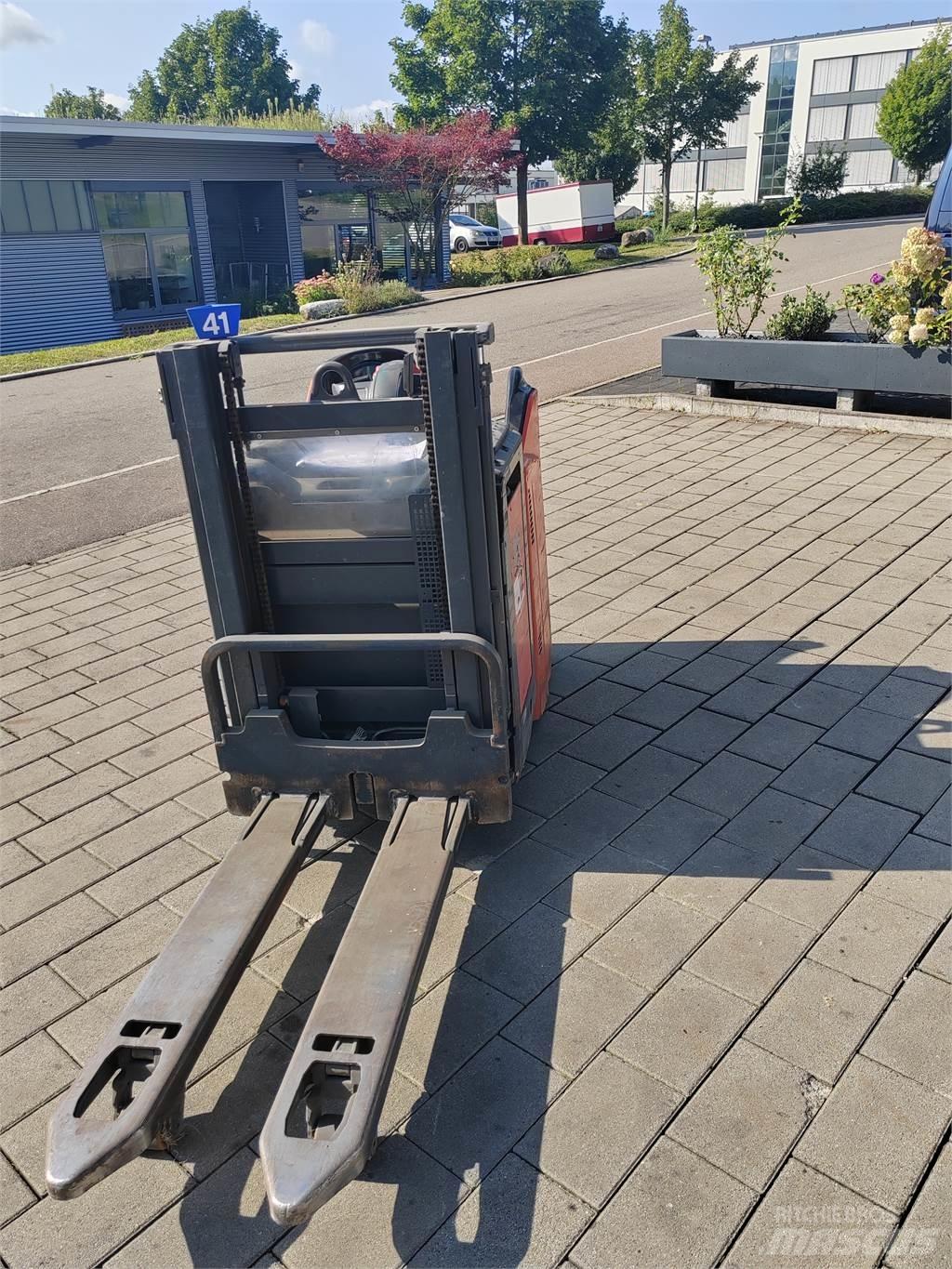Linde L12 LHP SP Ručni električni viljuškar