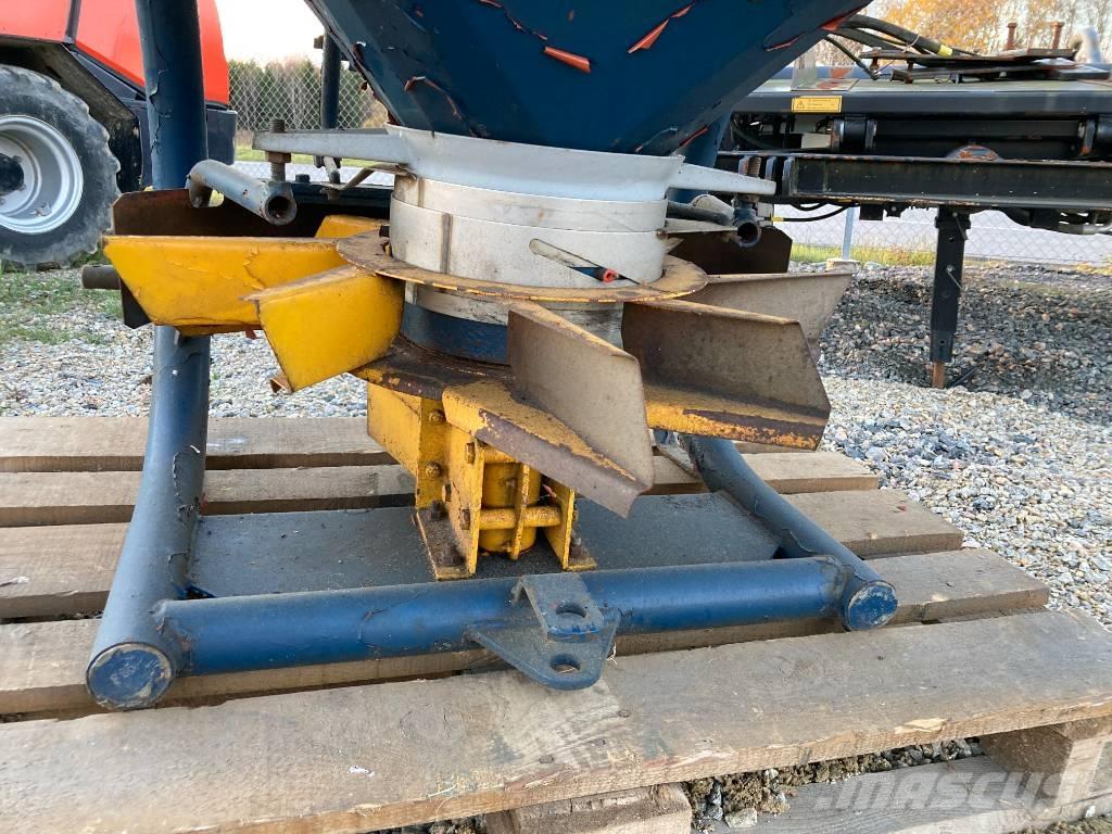 Bogballe B700 Rasturači mineralnog đubriva