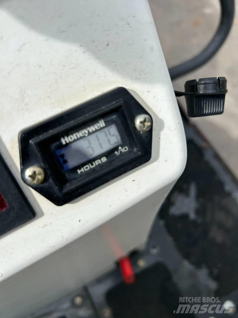 Bobcat E 10z Mini bageri < 7t
