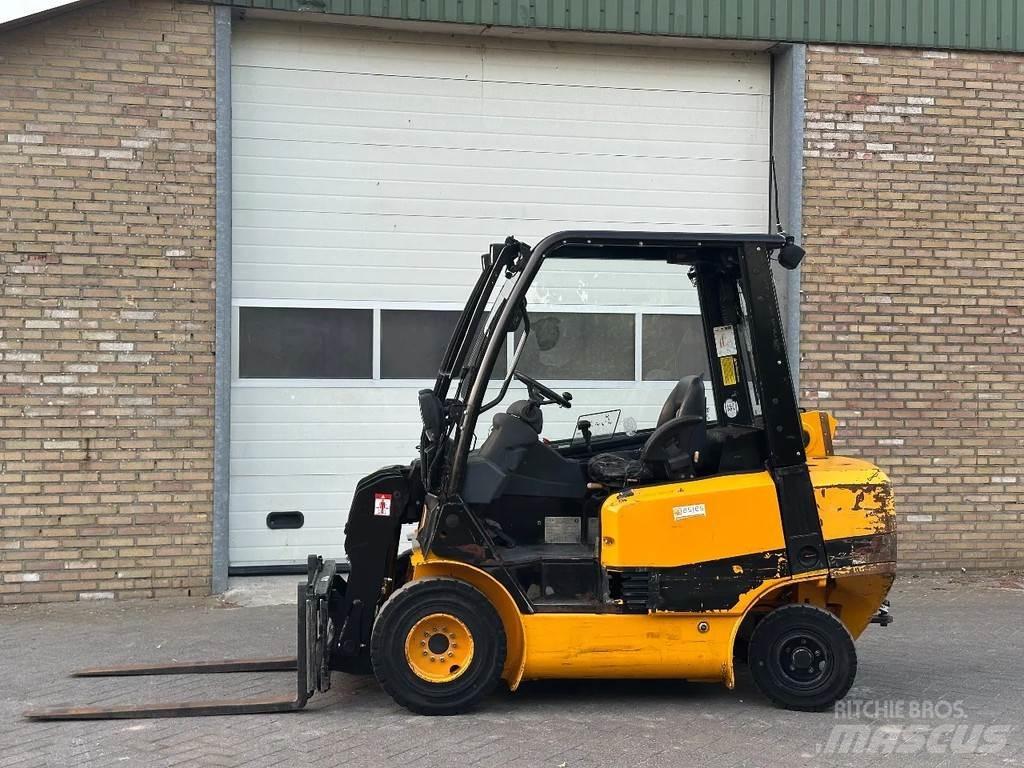 JCB TLT 2,5D Viljuškari - ostalo