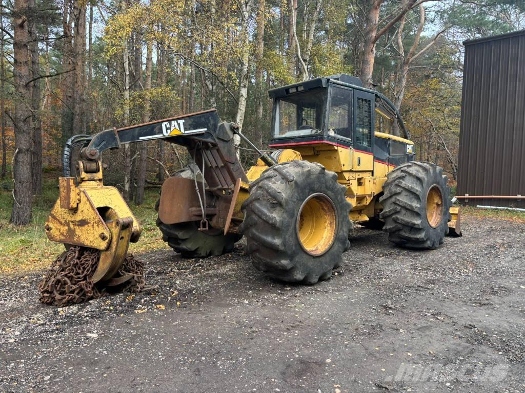 CAT 525B Skidder Skideri