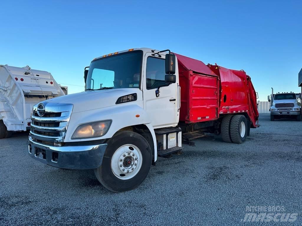Hino 268 Kamioni za otpad