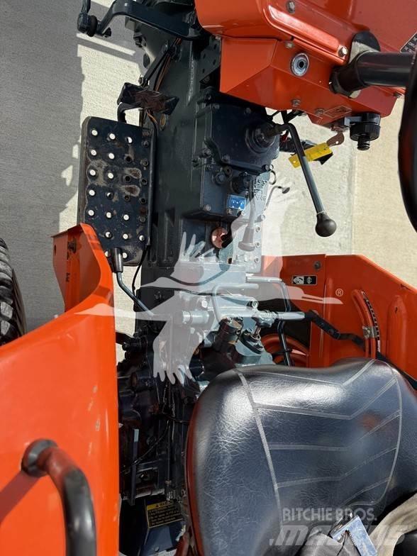 Kubota L2050 Traktori