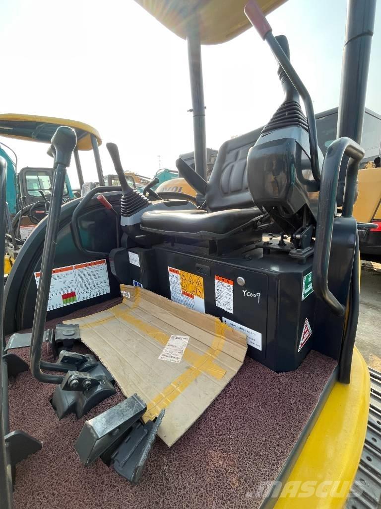 Komatsu PC 30 Mini bageri < 7t