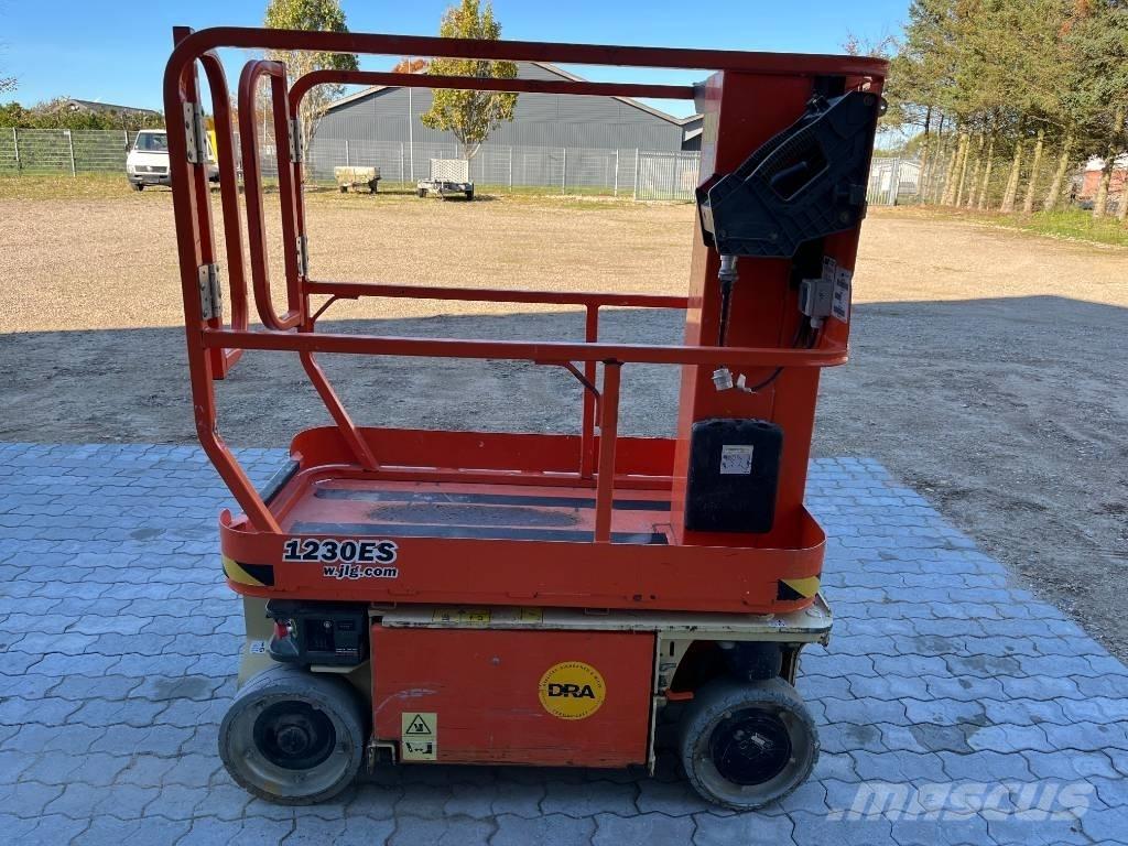JLG 1230 ES Jarbolne penjajuće platforme