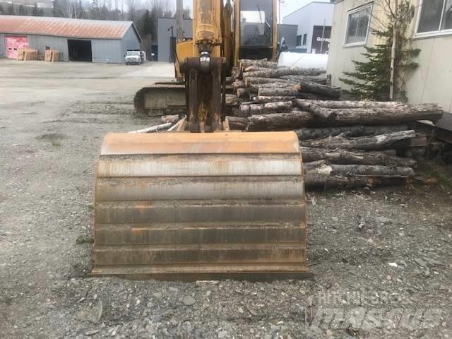 John Deere 690 D Bageri guseničari